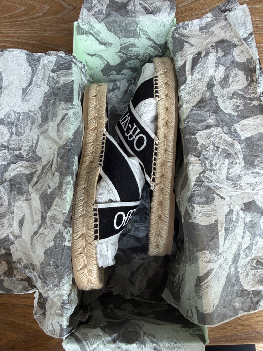 Off-White Canvas Criss Cross Espadrillas Sandals Black and White - Picture 5 of 6